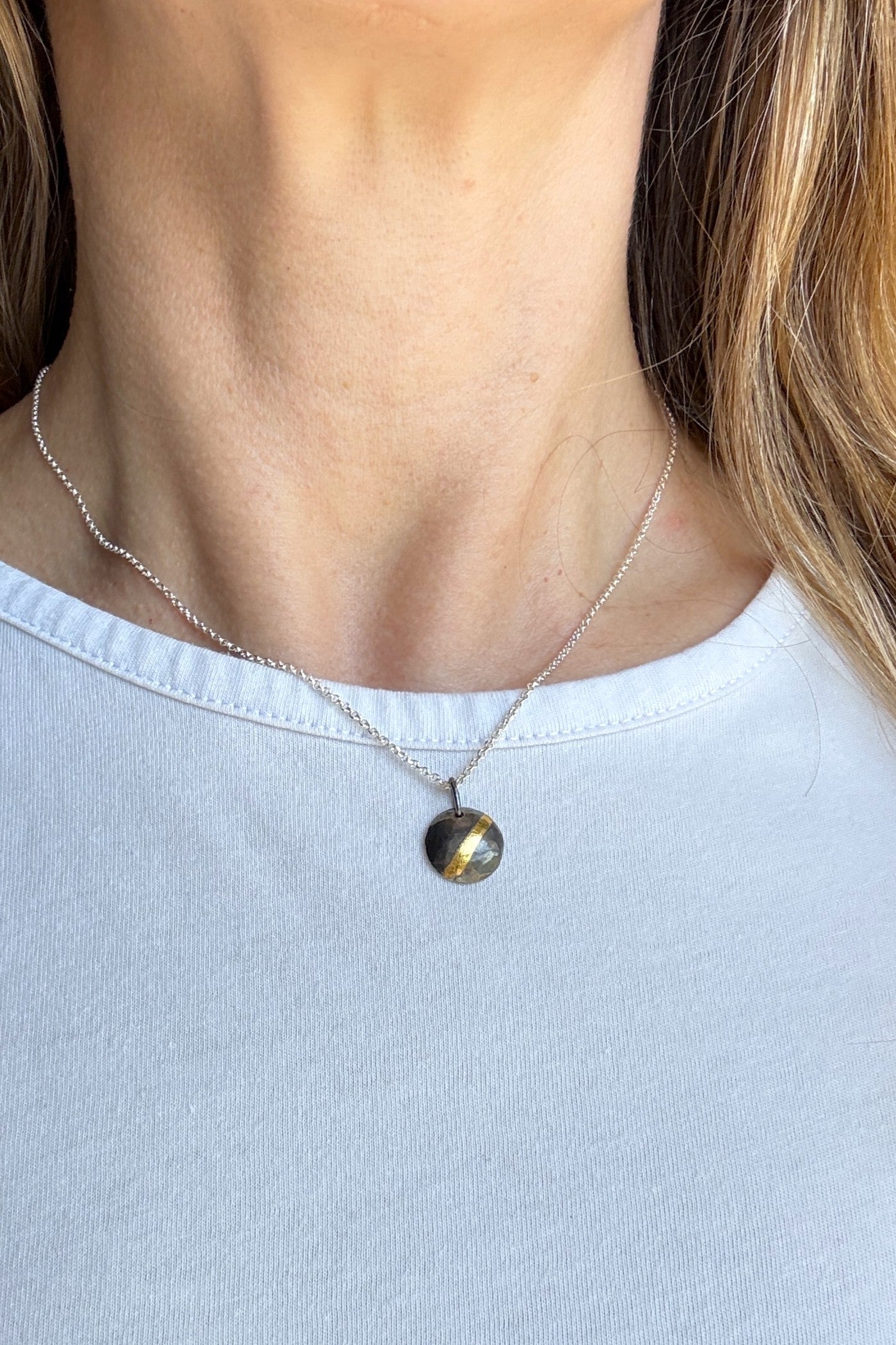 24k Gold Streak Small Circle Necklace