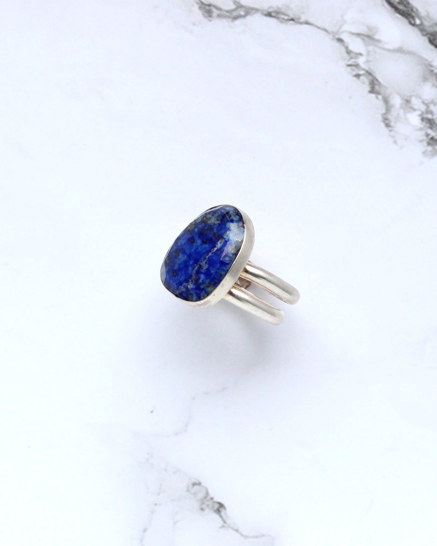 Lapis Lazuli Infinity Ring | Selene